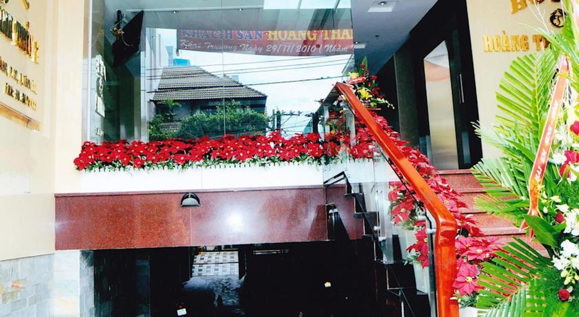 Hoang Thanh Thuy Airport Hotel 2 - Gan Am Thuc Dem Cho Hoang Hoa Tham Ho Şi Min Dış mekan fotoğraf